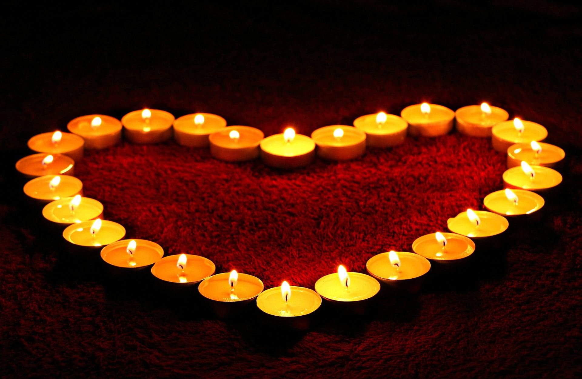 candles heart